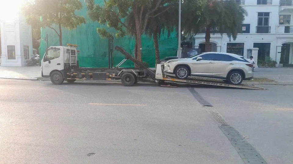Cứu hộ vận chuyển ô tô tại Hà Nội