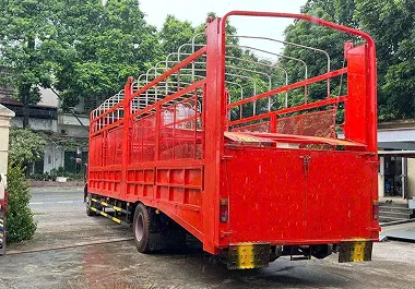 Xe chở ô tô 2 tầng: ( chở 4 ô tô)